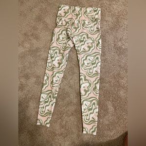 Dazey LA reflect pattern pink and green leggings
